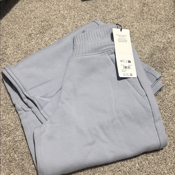 ALO Serenity Wide Leg Sweatpant - Picture 6 of 9